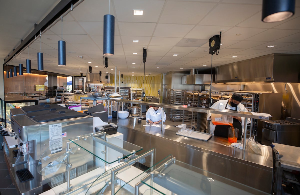 Major housing and dining complex opens to students Inside UCR